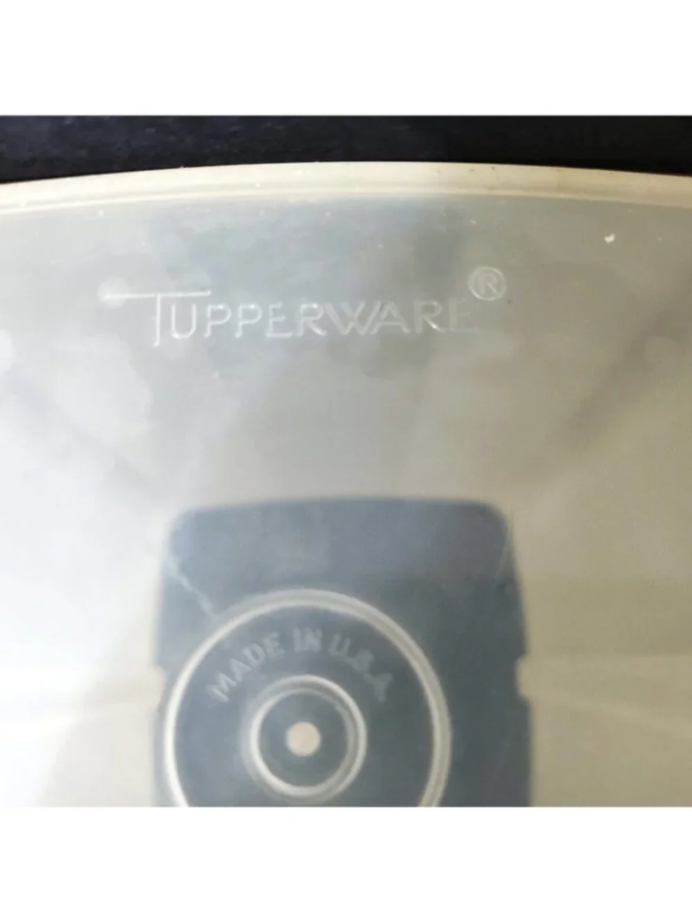 Tupperware large PICK A DELI KEEPER Pickle Container Lid & Insert 1560 green
